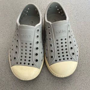 Toddler Native Jefferson Shoes Size 7 Gray
